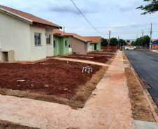 O Residencial Ibicatu, novo empreendimento habitacional em Centenário do Sul com 30 moradias, está em fase final de construção. O projeto recebeu R$ 1,7 milhão de investimento do Governo do Estado e atenderá famílias em situação de vulnerabilidade social da cidade, na região Norte do Paraná. (Foto: Ivone/Cohapar)