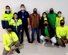 A Portos do Paraná deu início às ações do programa de recuperação de áreas de preservação permanente nas regiões de Paranaguá e Antonina e conservar matas nativas. Nesta terça-feira, representantes da empresa estiveram em Antonina para apresentar os responsáveis pelo programa e tratar do apoio da prefeitura do município e da adesão da população.  -  Paranaguá, 28/07/2021  -  Foto: Pierpaolo Nota/ Portos do Paraná