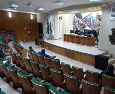 O Departamento de Estradas de Rodagem do Paraná (DER/PR) abriu nesta quarta-feira (28) os envelopes com as propostas técnicas de duas licitações para elaborar os projetos de engenharia da restauração e ampliação da capacidade da PR-317, entre Iguaraçu e a divisa com São Paulo, na região Noroeste do Estado. O trecho tem 70,13 quilômetros de extensão.  -  curitiba, 28/07/2021  -  foto: DER-PR