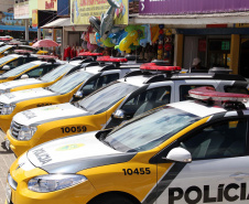Nos últimos 23 dias, as equipes de unidades da Polícia Militar localizaram 564 pessoas com mandados de prisão (adultos) e de busca e apreensão em aberto (adolescentes) em todo o estado