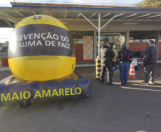 O Batalhão de Polícia de Trânsito (BPTran), juntamente com outros órgãos ligados ao trânsito urbano, promoveu uma manhã de instrução gratuita para motoboys e motofretistas no sábado (31/07). O projeto Trampo Seguro foi desenvolvido para que os usuários de motos conheçam melhor o veículo, as habilidades de condução para evitar acidentes e a legislação de trânsito. Foto: BPTRAN