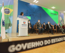 O vice governador Darci Piana recebe  nesta segunda-feira  (02)  a ministra da  Mulher, da Família e dos Direitos Humanos, Damares Alves  no Palacio Iguacu.   Curitiba, 02/08/2021 -  Foto: Geraldo Bubniak/AEN