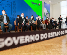 O vice governador Darci Piana recebe nesta segunda-feira (02) a ministra da Mulher, da Família e dos Direitos Humanos, Damares Alves no Palacio Iguacu. Curitiba, 02/08/2021 - Foto: Valdelino Pontes/AEN