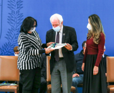 O vice governador Darci Piana recebe nesta segunda-feira (02) a ministra da Mulher, da Família e dos Direitos Humanos, Damares Alves no Palacio Iguacu. Curitiba, 02/08/2021 - Foto: Valdelino Pontes/AEN