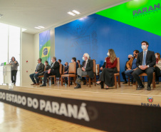 O vice governador Darci Piana recebe nesta segunda-feira (02) a ministra da Mulher, da Família e dos Direitos Humanos, Damares Alves no Palacio Iguacu. Curitiba, 02/08/2021 - Foto: Valdelino Pontes/AEN