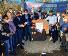 Um dos trechos mais movimentados da BR-277, em Cascavel, na Região Oeste, começou oficialmente a ser requalificado. O governador Carlos Massa Ratinho Junior participou nesta segunda-feira (02) do lançamento da pedra fundamental das obras de duplicação da rodovia.  -  Cascavel, 02/08/2021  -  Foto: José Fernando Ogura/AEN