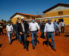 O governador Carlos Massa Ratinho Junior vistoriou nesta terça-feira (3) a obra da nova sede do Centro Estadual de Educação Profissional (CEEP) do Noroeste, também conhecido como Colégio Agrícola do Noroeste, em Diamante do Norte. Foto: Jonathan Campos/AEN