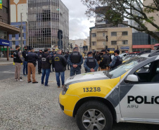 Três pessoas foram presas e mais de 860 cigarros eletrônicos e mais de 6 mil essências de narguilé foram apreendidos durante uma operação que envolveu a Ação Integrada de Fiscalização Urbana (AIFU), a Receita Federal, o Procon, a Secretaria de Justiça, Família e Trabalho (SEJUF) e a Secretaria Municipal do Urbanismo nesta quinta-feira (05/08)