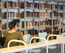 Biblioteca Pública reabre para público com 300 novos títulos disponíveis para empréstimo. Curitiba, 12/03/2019 - Foto: José Fernando Ogura/AEN