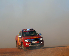 A estiagem severa que atinge o Paraná, aliada ao clima seco característico da estação e a vegetação ressecada por causa das geadas acendem um alerta no Estado para a ocorrência de incêndios florestais, com risco muito alto em todas as regiões.Foto:Gilson Abreu/AEN