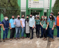 
Cerca de 300 famílias de Bandeirantes recebem doações arrecadadas pelo IAT Foto: IAT