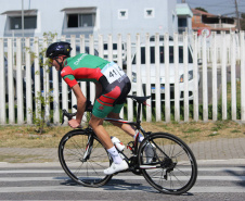 O Paraná foi o primeiro estado do país a retomar as competições escolares, com a realização da 67ª edição dos Jogos Escolares do Paraná (JEPS). O fim de semana contou com disputas presenciais do ciclismo, em Araucária, e do tênis de mesa, em Toledo. Somando as duas modalidades, 152 alunos-atletas participaram das provas. - Curitiba, 09/08/2021 - Foto: Beto Pacheco/Paraná Esporte