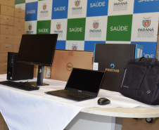 O Governo do Estado vai entregar 1.509 computadores para todas as unidades vinculadas à Secretaria de Estado da Saúde (Sesa), sendo 1.359 máquinas padrão desktop e 150 notebook?s.  -  Curitiba, 09/08/2021  -  Foto: Américo Antonio/SESA