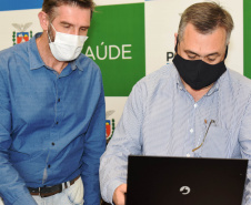 O Governo do Estado vai entregar 1.509 computadores para todas as unidades vinculadas à Secretaria de Estado da Saúde (Sesa), sendo 1.359 máquinas padrão desktop e 150 notebook?s.  -  Curitiba, 09/08/2021  -  Foto: Américo Antonio/SESA