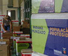 Distribuição de vacinas para o interior do estado.
Foto: Gilson Abreu/AEN