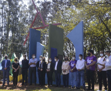 O descerramento de duas placas, uma sobre a data comemorativa em si e outra alusiva ao início do curso de Física Médica, marcou hoje (9) as celebrações oficiais sobre os 30 anos do Câmpus Regional de Goioerê (CRG) da Universidade Estadual de Maringá (UEM). Foto:Assessoria de Imprensa da Prefeitura de Goioerê