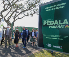 O Governo do Estado lança nesta terça-feira (10) o Programa Pedala Paraná. O vice-governador Darci Piana, a primeira-dama Luciana Saito Massa, o superintendente do Esporte, Helio Wirbiski, e o secretário de Estado da Saúde, Beto Preto, participam da cerimônia, que também reunirá ciclistas e a comunidade esportiva.Foto: Valdelino Pontes