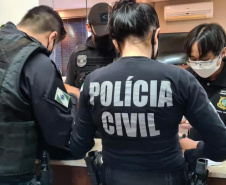 Uma força tarefa envolvendo a Polícia Civil do Paraná (PCPR), a Receita Federal, as Receitas Estaduais do Paraná, Minas Gerais e São Paulo e Instituto de Criminalística do Paraná está nas ruas, desde as primeiras horas da manhã desta quinta-feira (12), para cumprir dez mandados de busca e apreensão.  -  Curitiba, 12/08/2021  -  Foto: PCPR
