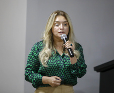 102.08.20201 Governador Carlos Massa Ratinho Junior em reunião com entidades do setor produtivo de Londrina com Marcia Manfrin, presidente da Acil
Foto Gilson Abreu/AEN