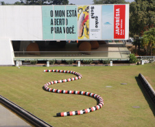  No primeiro semestre de 2021, o Museu Oscar Niemeyer (MON) inaugurou sete exposições inéditas, duas exposições itinerantes,  além das muitas atividades educativas online, realizadas desde o ano passado pelas redes sociais. Foto:Alessandro Vieira/AEN