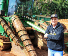 Tecnologia e produtividade fazem a cana-de-açúcar voltar a brilhar no Norte Pioneiro. Na foto, Joaquim Elias Carvalho Simão. Foto: José Fernando Ogura/AEN