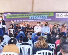 Governador Carlos Massa Ratinho Junior entrega moradias em Itaguajé - Itaguajé, 13/08/2021  -  Foto: José Fernando Ogura/AEN