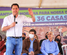 Governador Carlos Massa Ratinho Junior entrega moradias em Itaguajé - Itaguajé, 13/08/2021  -  Foto: José Fernando Ogura/AEN