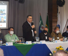 O secretário de Estado da Saúde, Beto Preto, participou nesta sexta-feira (13) de um seminário realizado pelo Consórcio Metropolitano de Saúde do Paraná (Comesp) e anunciou a construção de dois Ambulatórios Médicos de Especialidades (AME’s), um em Colombo (para atendimento a Região Norte) e outro em São José dos Pinhais (Sul), na Região Metropolitana de Curitiba (RMC).. Foto: Américo Antonio/SESA