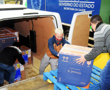 O Paraná recebeu nesta segunda-feira (16) mais 127.530 vacinas contra a Covid-19 da Pfizer/BioNTech. São 77.220 para D2 e 50.310 para primeira aplicação (D1).  -  Curitiba, 16/08/2021  -  Foto: Amércio Antonio/SESA