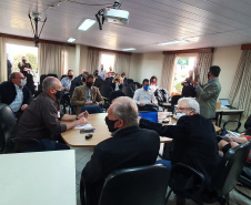 Os envelopes com as propostas de preço das empresas interessadas em realizar as obras de Recuperação da Orla de Matinhos, no Litoral do Paraná, foram abertos oficialmente nesta terça-feira (17), pelo Instituto Água e Terra (IAT). -  Curitiba, 17/08/2021  -  Foto: SEDEST
