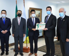 Governador Carlos Massa Ratinho Junior recebe anúncio de investimentos pela Sumitomo Rubber do Brasil e apresentação de empresas japonesas. Palácio Iguaçu, Curitiba, 17/agosto/2021. - Foto: José Fernando Ogura/AEN