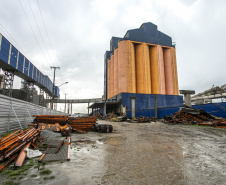 Silo será demolido para dar mais espaço operacional ao Porto de Paranaguá  -  Paranaguá, 19/08/2021  -  Foto: Claudio Neves/Portos do Paraná