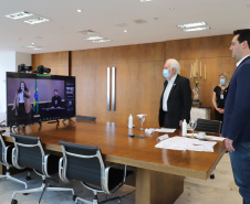 O governador Carlos Massa Ratinho Junior participa  nesta quinta-feira (19) da cerimônia de adesão dos estados do Sul do Brasil ao Pacto Nacional pela Primeira Infância. A iniciativa, criada pelo Conselho Nacional de Justiça (CNJ), promove seminários temáticos para sensibilizar profissionais do sistema de justiça sobre o Marco Legal da Primeira Infância. 19/08/2021 - Foto: Geraldo Bubniak/AEN