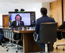 O governador Carlos Massa Ratinho Junior participa  nesta quinta-feira (19) da cerimônia de adesão dos estados do Sul do Brasil ao Pacto Nacional pela Primeira Infância. A iniciativa, criada pelo Conselho Nacional de Justiça (CNJ), promove seminários temáticos para sensibilizar profissionais do sistema de justiça sobre o Marco Legal da Primeira Infância. 19/08/2021 - Foto: Geraldo Bubniak/AEN