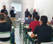 Agentes penitenciários do Departamento Penitenciário do Paraná participaram do curso Noções de Inteligência Penitenciária, promovida pela Escola de Formação e Aperfeiçoamento Penitenciário (Espen). Dividido em etapas, o curso teve término na última semana, em Curitiba.  -  Curitiba, 19/08/2021  -  Foto: Depen-Paraná