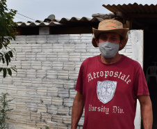 O programa Cultivar Energia oficializou a destinação de uma área sob linhas de alta tensão em Umuarama, Noroeste do Estado, para a produção de alimentos e geração de renda através do cultivo de hortas comunitárias. Na foto, Morador_Amauri_Pereira -  Curitiba, 20/08/2021  -  Foto:  Rakelly Calliari/Copel