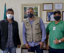 Com plantio que atravessa gerações, produção de poncã é a marca de Cerro Azul.Na foto, prefeito de Cerro Azul, Patrik Magari .
Foto Gilson Abreu/AEN