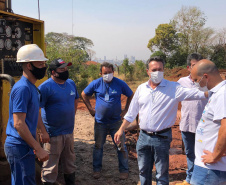 O programa Água no Campo, do Governo do Paraná, vai beneficiar oito comunidades de Campo Mourão. Os Convênios para perfuração de poços artesianos foram assinados pelo secretário do Desenvolvimento Sustentável e do Turismo Sedest, Márcio Nunes, nesta quinta-feira (19).   -  Curitiba, 20/09/2021  -  Foto: SEDEST