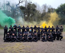 Agentes penitenciários de todo o Estado participaram de um curso de Tecnologias Não Letais (TNL) ofertado pela Condor em parceria com a Escola de Formação e Aperfeiçoamento Penitenciário (Espen). Ao todo, 32 profissionais tiveram aulas teóricas e práticas que aconteceram no Complexo Penitenciário de Piraquara, na Região Metropolitana de Curitiba.   -  Curitiba, 23/08/2021  -  Foto: DEPEN-PR