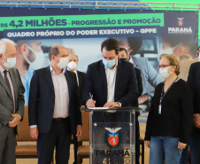 O governador Carlos Massa Ratinho Junior anuncia   nesta terça-feira (24) o pagamento de promoções e progressões de 2021 para servidores públicos. 24/08/2021 - Foto: Geraldo Bubniak/AEN