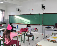 Com o início do segundo semestre, em 21 de julho, mais de 90% das escolas abriram e contribuíram para reduzir em mais de metade o número de alunos que não estavam frequentando as aulas e realizando atividades. Foto: SEED