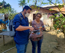 EUROPINHA - Equipes da Portos do Paraná e do Consórcio Boskalis/ Fabio Bruno/Sli/Dec realizaram nos últimos dias visitas a comunidades de ilhas do Litoral do Paraná para falar sobre a obra de desmonte de rochas (derrocamento), que acontecerá no Porto de Paranaguá.  -  Paranaguá, 26/08/2021  -  Foto: Pierpaolo Notta/Porto do Paraná