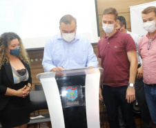 O Governo do Estado oficializou nesta quinta-feira (26) a adesão do município de Paranaguá ao Programa Cartão Futuro, que é executado pela Secretaria de Justiça, Família e Trabalho do Paraná. -  Curitiba, 27/08/2021  -  Foto: SEJUF