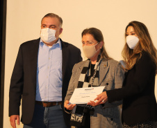 A Presidente do conselho da Superintendência de Ação Solidária, a primeira-dama Luciana Saito Massa e o secretário de Justiça, Família e Trabalho do Paraná, Ney Leprevost participam, nesta sexta-feira (27), de  evento em comemoração ao Dia Nacional do Voluntariado,  no Museu Oscar Niemeyer (MON).27/08/2021 - Foto: Geraldo Bubniak/AEN