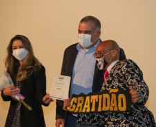 A Presidente do conselho da Superintendência de Ação Solidária, a primeira-dama Luciana Saito Massa e o secretário de Justiça, Família e Trabalho do Paraná, Ney Leprevost participam, nesta sexta-feira (27), de  evento em comemoração ao Dia Nacional do Voluntariado,  no Museu Oscar Niemeyer (MON).27/08/2021 - Foto: Geraldo Bubniak/AEN