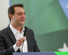O governador Carlos Massa Ratinho Junior lançou nesta segunda-feira (30), no Palácio Iguaçu, o Programa Robótica Paraná. Mais de 2,5 mil kits de robótica serão entregues nas próximas semanas para 257 colégios da rede estadual do Paraná.  -  Curitiba, 30/08/2021  -  Foto Gilson Abreu/AEN