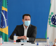 O governador Carlos Massa Ratinho Junior assina  nesta terça-feira (31)  novos contratos com Hospitais Filantrópicos, Santa Casa de Cambé,  Hospital Sao Rafael de Rolândia e Hospital  Cristo Rei de Ibiporã.  31/08/2021 - Foto: Geraldo Bubniak/AEN