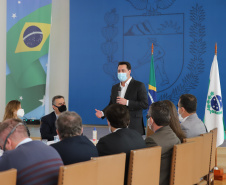 O governador Carlos Massa Ratinho Junior assina  nesta terça-feira (31)  novos contratos com Hospitais Filantrópicos, Santa Casa de Cambé,  Hospital Sao Rafael de Rolândia e Hospital  Cristo Rei de Ibiporã.  31/08/2021 - Foto: Geraldo Bubniak/AEN