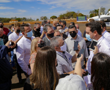 O governador Carlos Massa Ratinho Junior vistoriou, nesta quinta-feira (2), as obras de recapeamento asfáltico da pista do Aeroporto Municipal Aguinaldo Pereira Lima, em Siqueira Campos, região do Norte Pioneiro.   - Siqueira Campos, 02/09/2021  -  Foto: Gilson Abreu/AEN