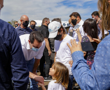 O governador Carlos Massa Ratinho Junior vistoriou, nesta quinta-feira (2), as obras de recapeamento asfáltico da pista do Aeroporto Municipal Aguinaldo Pereira Lima, em Siqueira Campos, região do Norte Pioneiro.   - Siqueira Campos, 02/09/2021  -  Foto: Gilson Abreu/AEN